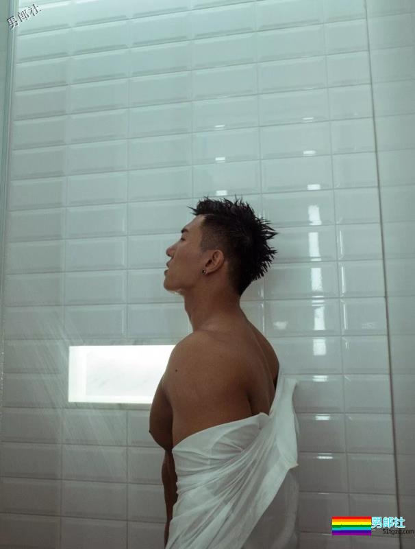 直男体育生被扎针！！额，怪喜欢的。 - 51虹马