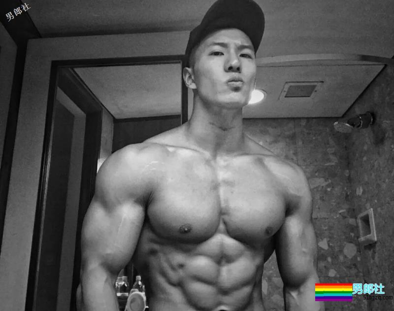 直男体育生被扎针！！额，怪喜欢的。 - 51虹马