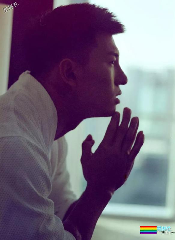 直男体育生被扎针！！额，怪喜欢的。 - 51虹马