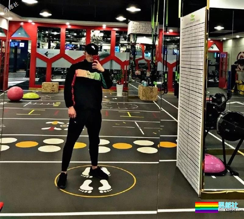 何炅力荐影帝偏爱!Man值爆表的硬派肌肉男友! - 51虹马 何炅力荐影帝偏爱!Man值爆表的硬派肌肉男友! - 51虹马