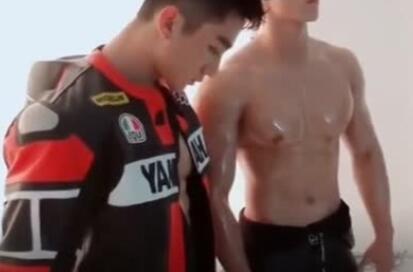 健身男模写真花絮,这这这这这胸……-51虹马