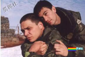 《我的军中情人》：我想和你睡张双人床 - 51虹马