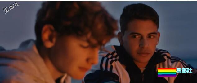 《最好的朋友》:友谊下的暧昧情愫 - 51虹马