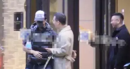 爆！！知名男星被爆是G！！ - 51虹马