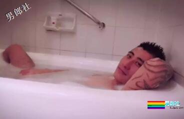 火遍gay圈的男人和重庆啊力一样作品充满了诱惑-51虹马