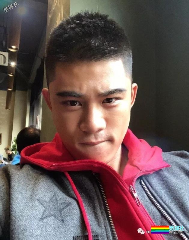 9好大的现实版金刚芭比！ - 51虹马