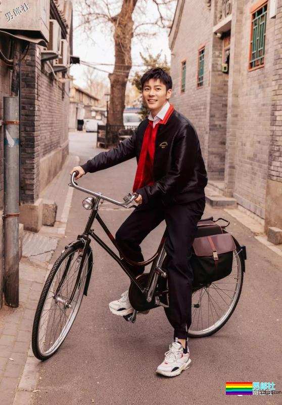 元气小哥清爽帅气感十足，这个“别人家的孩子”撩到你了么？ - 51虹马