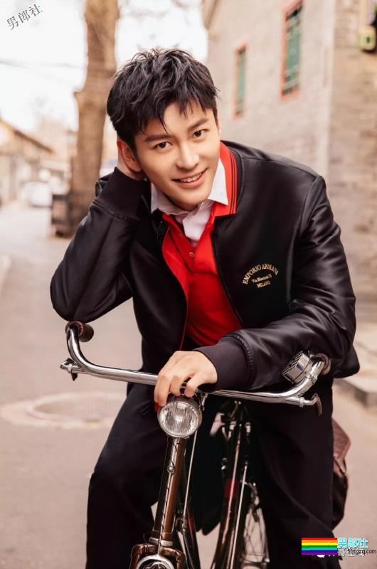 元气小哥清爽帅气感十足，这个“别人家的孩子”撩到你了么？ - 51虹马