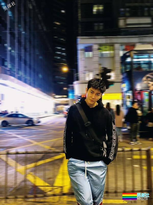 元气小哥清爽帅气感十足，这个“别人家的孩子”撩到你了么？ - 51虹马