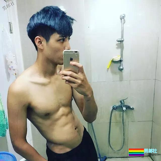 帅气小鲜肉力挺同志婚姻合法！ - 51虹马