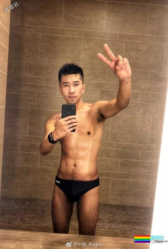 网红情侣自曝三人同行，比起视频这些事你更应该关注 - 51虹马