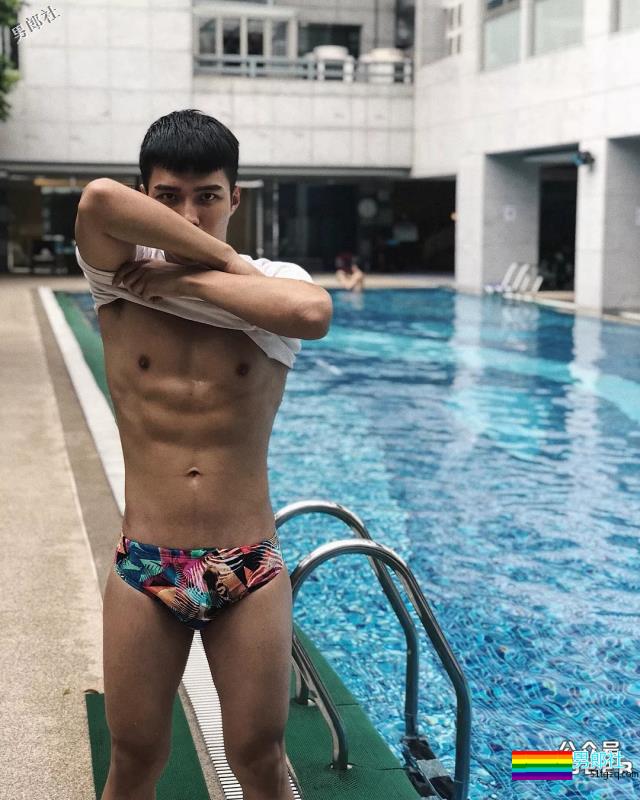 他为金主做这么大贡献，奶凶奶凶的小身板谁不爱呢? - 51虹马