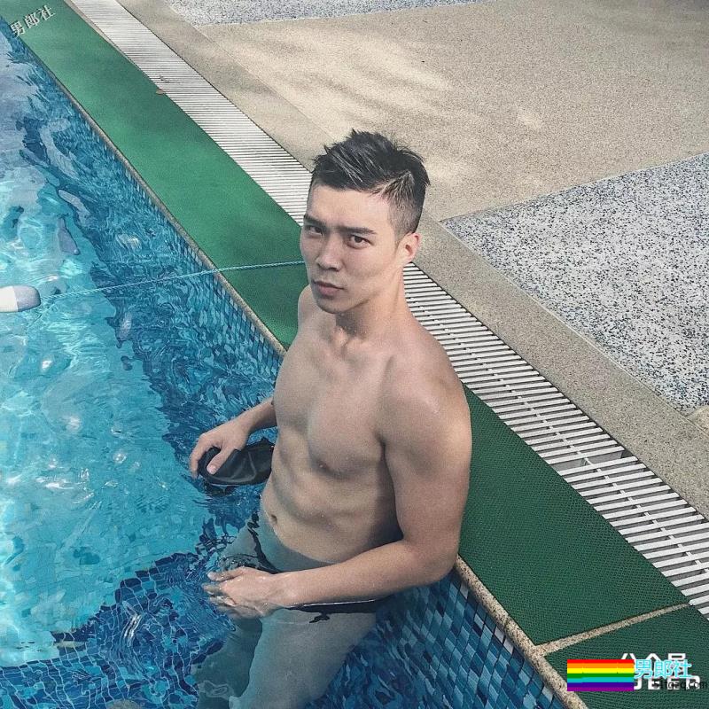 他为金主做这么大贡献，奶凶奶凶的小身板谁不爱呢? - 51虹马