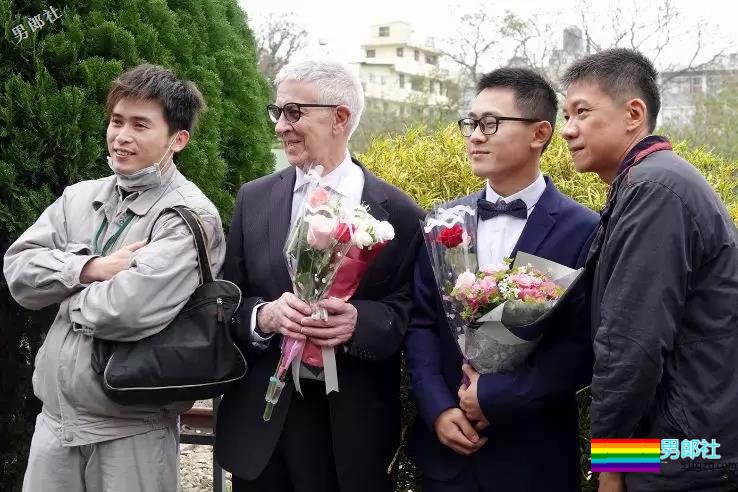 台湾同性爷孙恋：男男忘年恋步入礼堂 - 51虹马