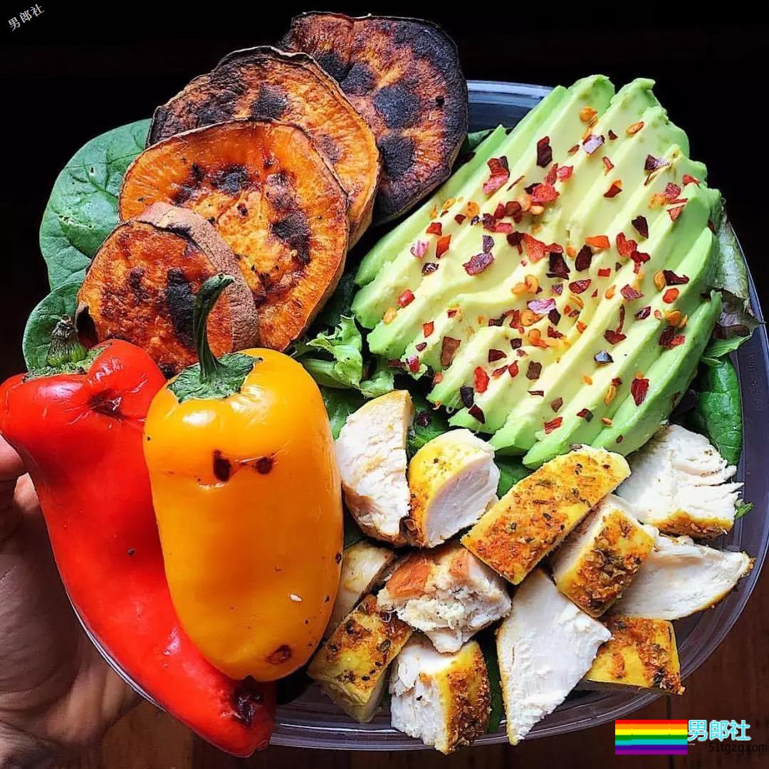 抖音上的那些肌肉男，是如何练成的？（瘦子增肌指南） - 51虹马