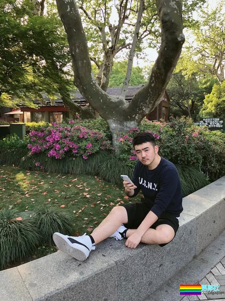 专访Max：经常被当做0是怎样的体验 - 51虹马