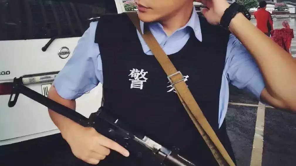 一个残障gay的自白:在虚拟世界里与同性结婚 - 51虹马 一个残障gay的自白:在虚拟世界里与同性结婚 - 51虹马