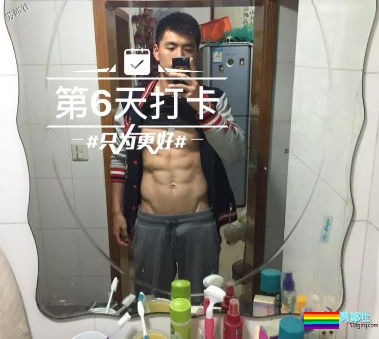 搂过徐嘉余，颜值超越宁泽涛？他浴室硬照一秒掏空血槽 - 51虹马