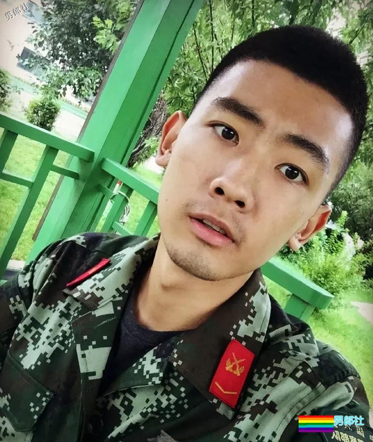 退伍消防员被曝是Gay圈名媛？还上电视与傅园慧相亲 - 51虹马