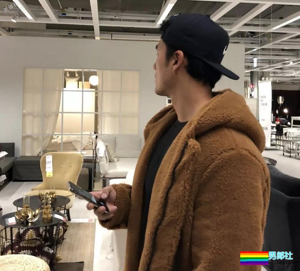 国内gay圈转爆的正装肌肉小叔，其他图片更!!!!!! - 51虹马