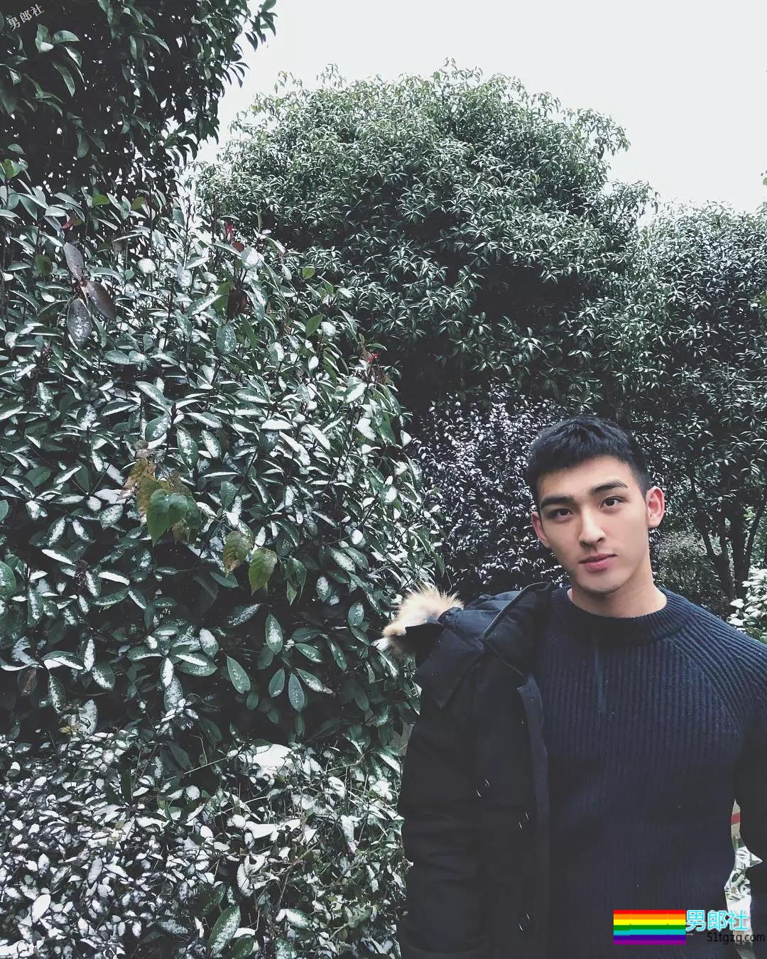 奶凶毛若懿新硬照一波，撑帐篷惹 - 51虹马