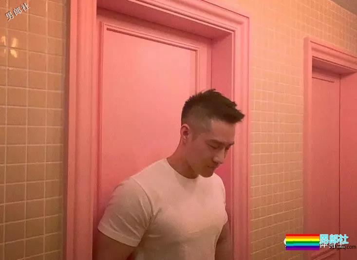 肉壮国产体育生小哥哥 - 51虹马