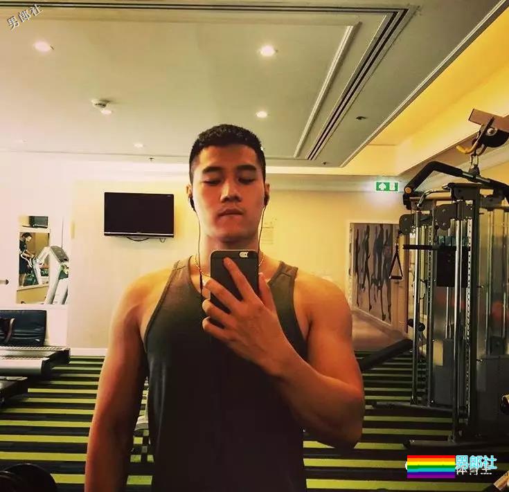 肉壮国产体育生小哥哥 - 51虹马