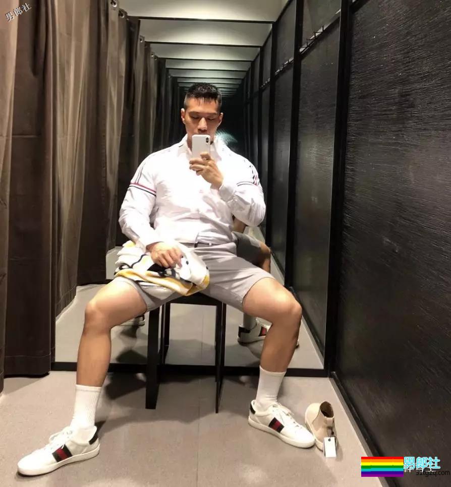 肉壮国产体育生小哥哥 - 51虹马