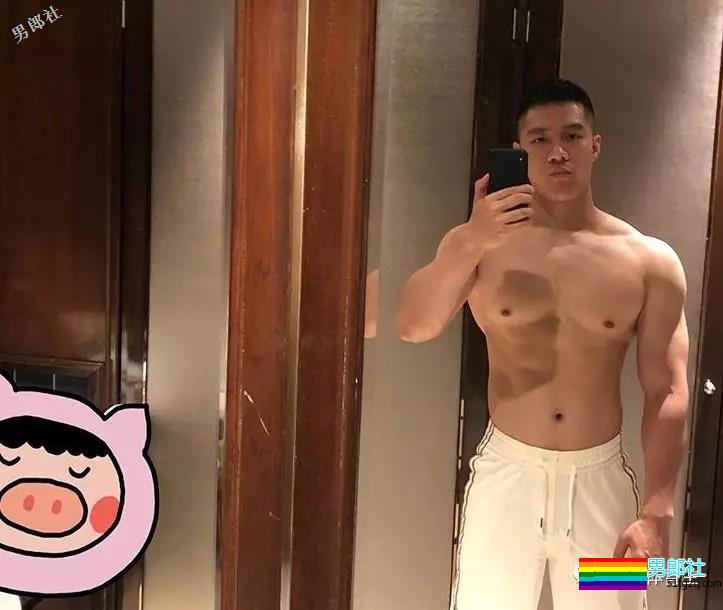 肉壮国产体育生小哥哥 - 51虹马