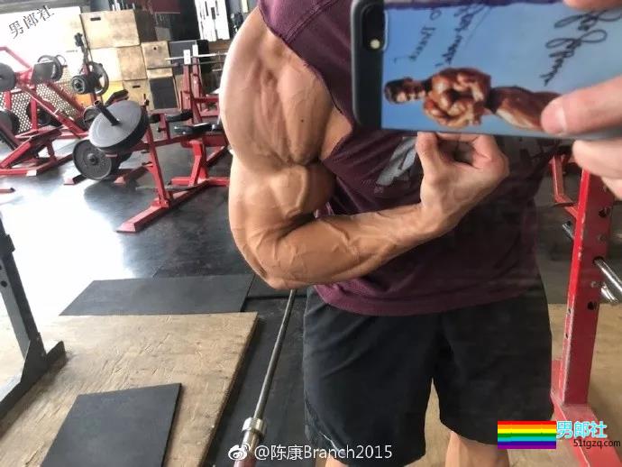 童颜巨肌！从瘦弱小伙到古典健体冠军，他绝对是中国最该被关注的最强王者！ - 51虹马
