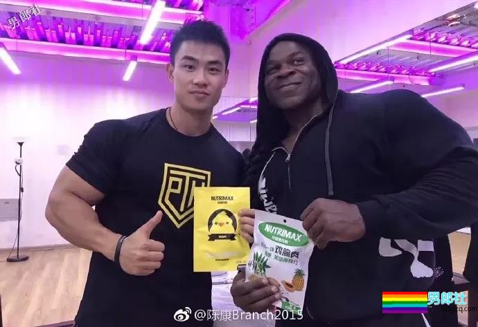 童颜巨肌!从瘦弱小伙到古典健体冠军,他绝对是中国最该被关注的最强王者! - 51虹马 童颜巨肌!从瘦弱小伙到古典健体冠军,他绝对是中国最该被关注的最强王者! - 51虹马