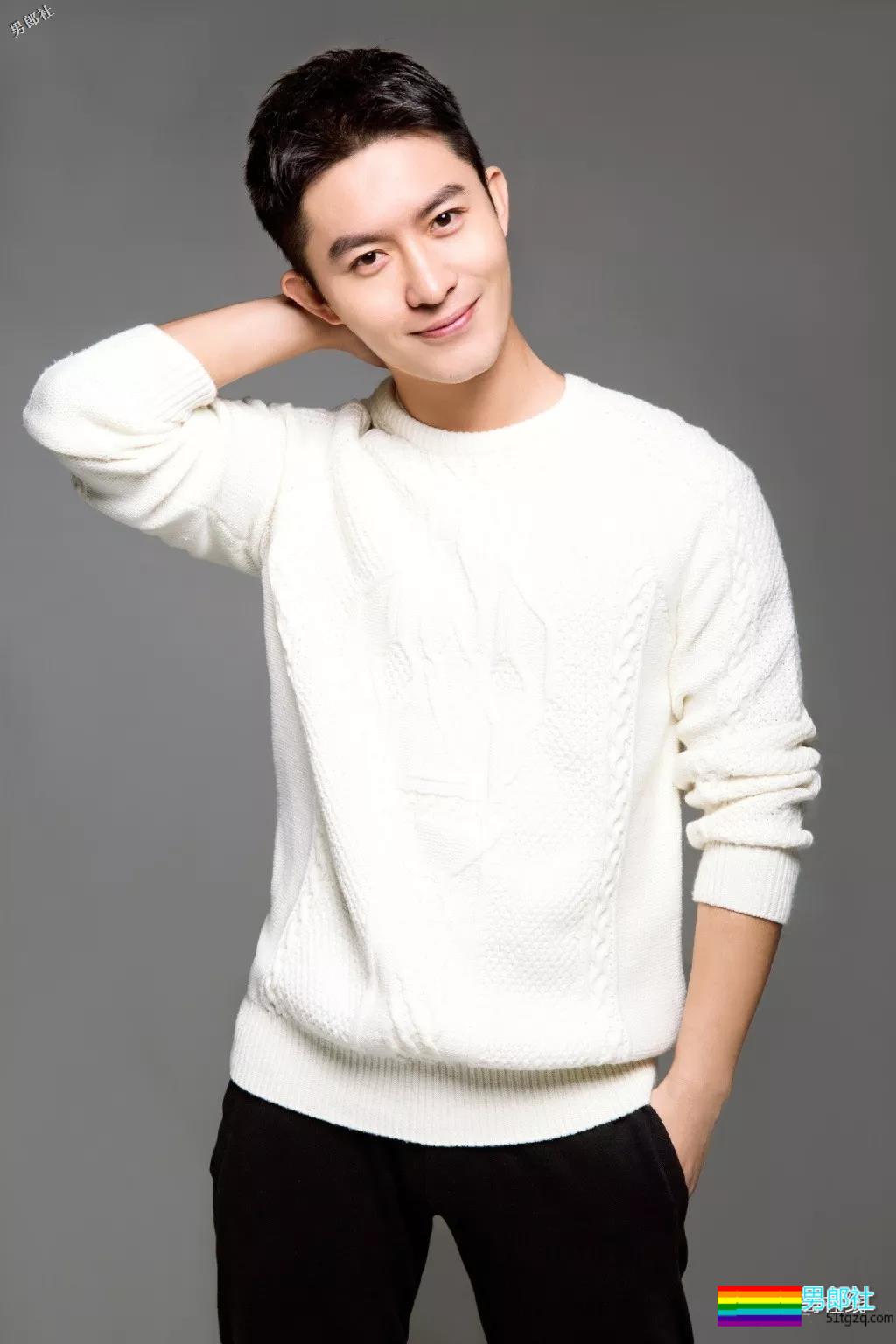 田径运动员彪戏肌肉身材秀不停,八块腹肌小翘臀太抢戏! - 51虹马 田径运动员彪戏肌肉身材秀不停,八块腹肌小翘臀太抢戏! - 51虹马