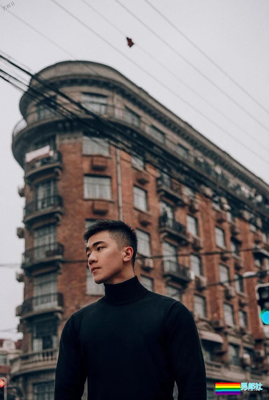 奶凶奶凶的腱子肉小狼狗，这样的忠犬型男朋友来一打！ - 51虹马