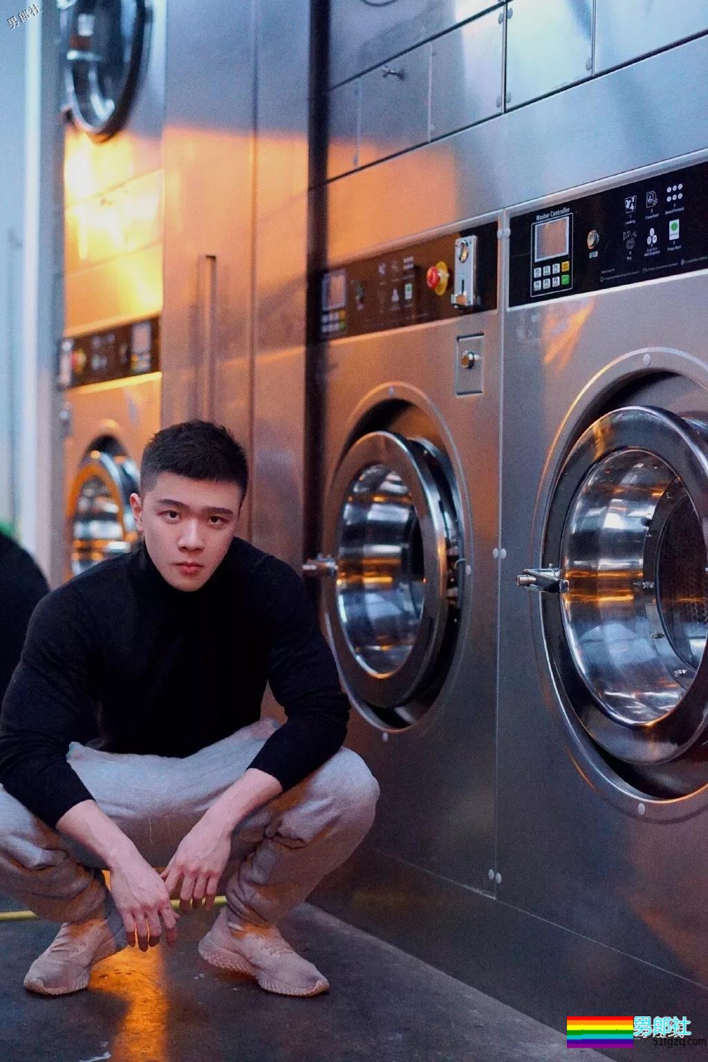 奶凶奶凶的腱子肉小狼狗，这样的忠犬型男朋友来一打！ - 51虹马