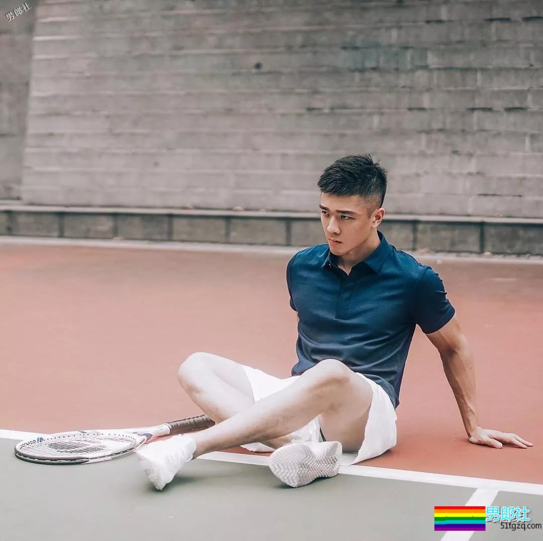 奶凶奶凶的腱子肉小狼狗，这样的忠犬型男朋友来一打！ - 51虹马