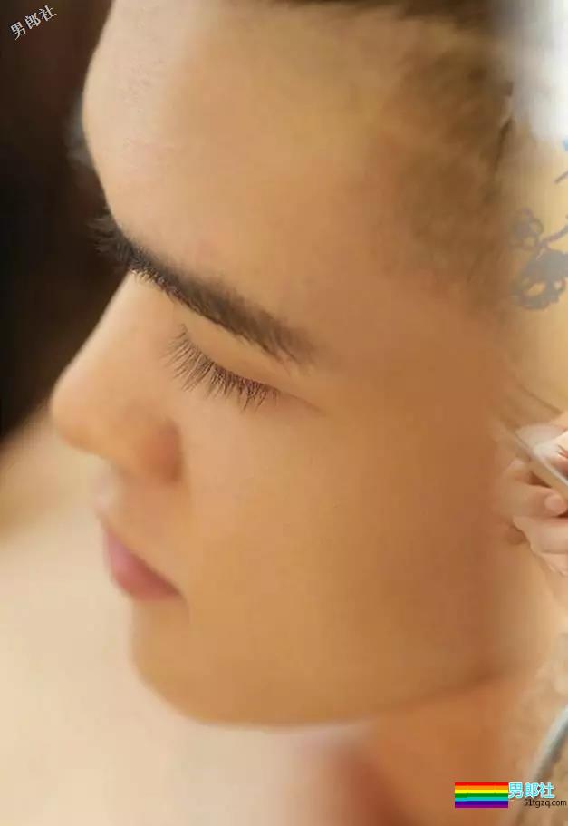 寸头国产空少宾馆片被扒出! - 51虹马 寸头国产空少宾馆片被扒出! - 51虹马