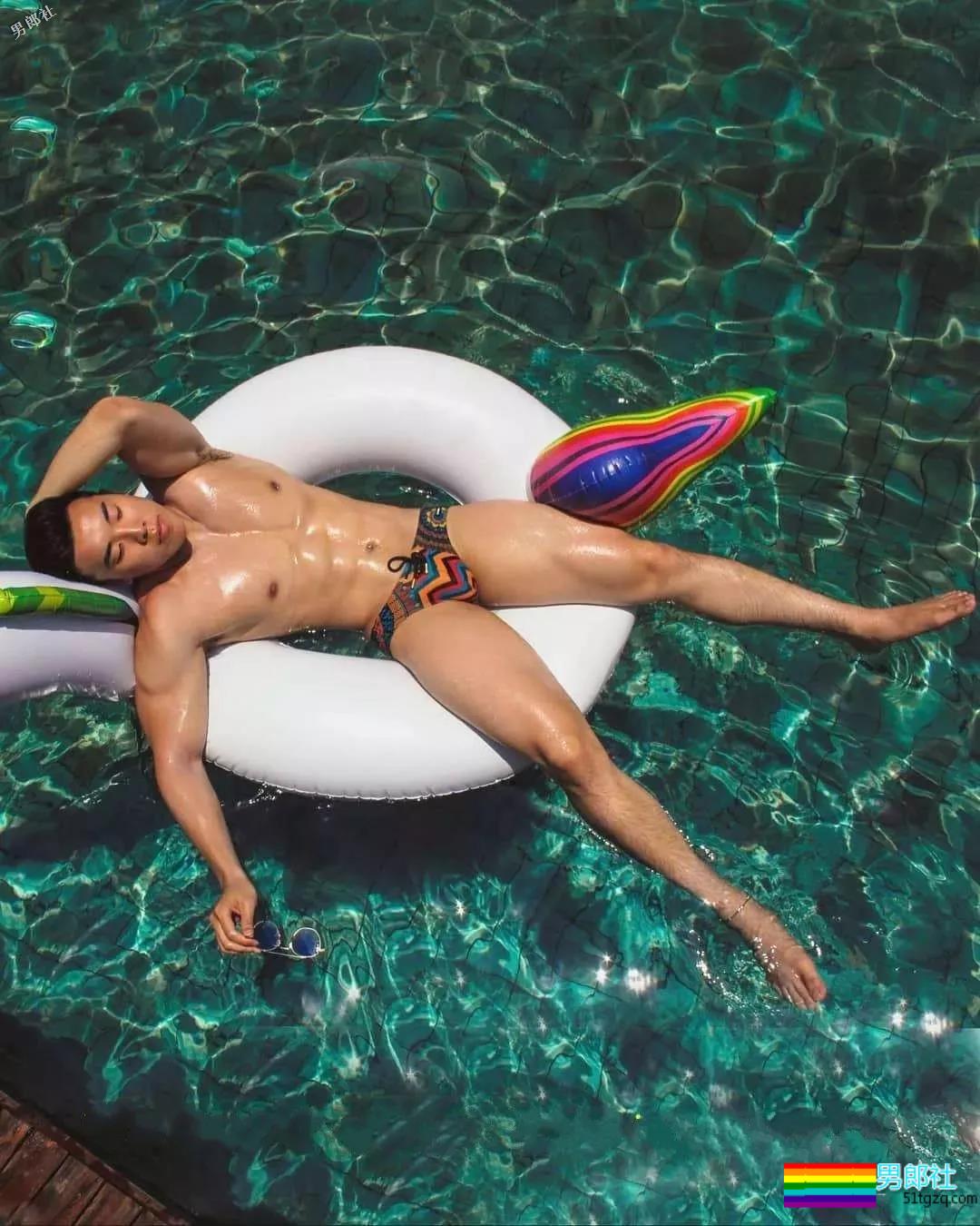 小鲜肉from东南亚，魁梧身材“1”正合适！ - 51虹马