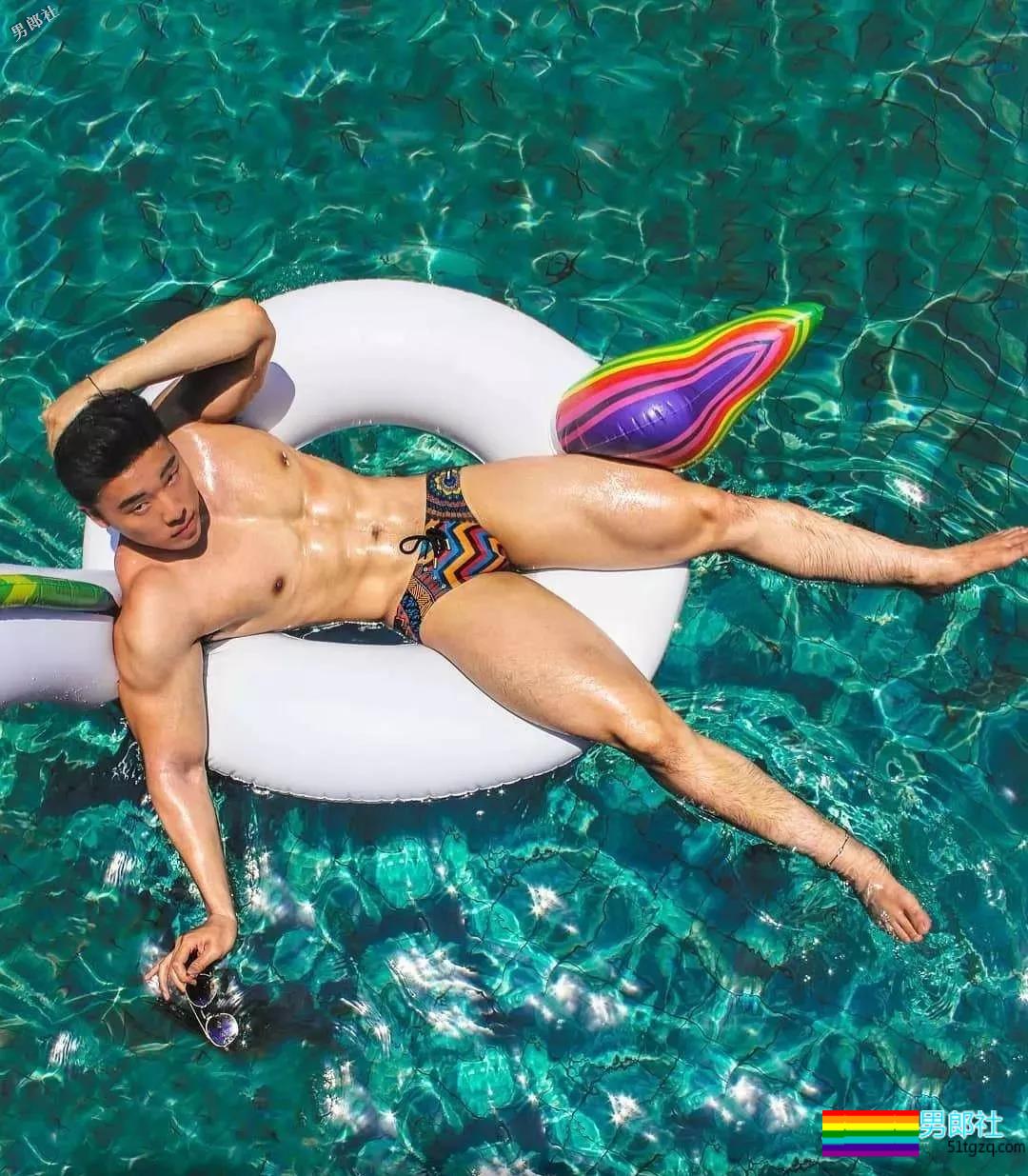 小鲜肉from东南亚，魁梧身材“1”正合适！ - 51虹马