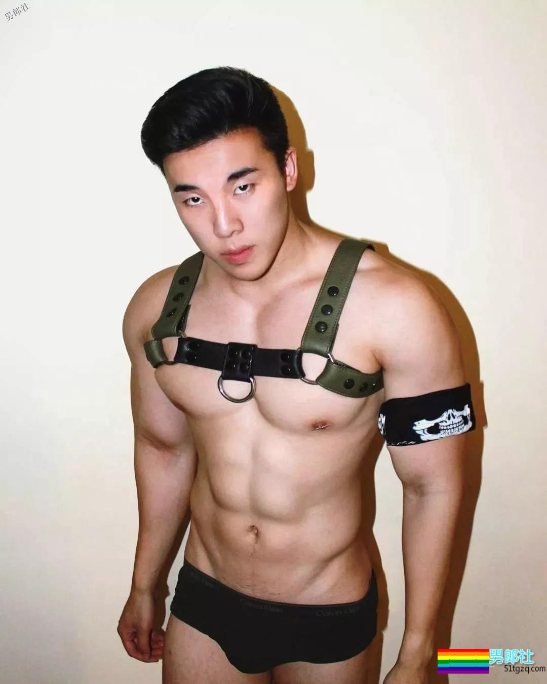 小鲜肉from东南亚，魁梧身材“1”正合适！ - 51虹马