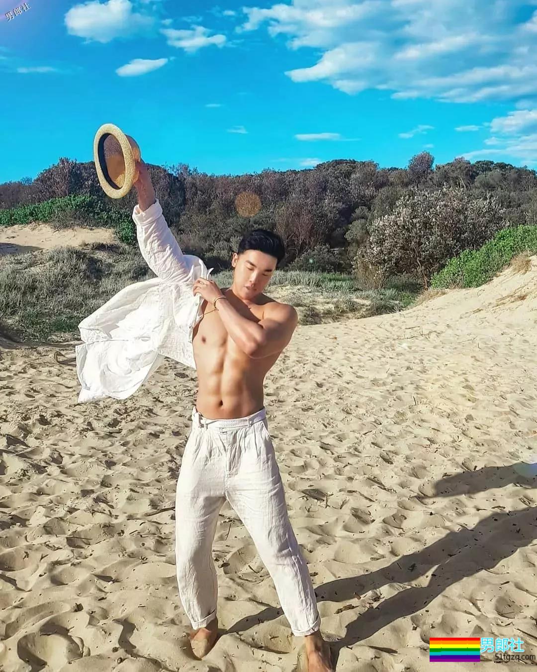 小鲜肉from东南亚，魁梧身材“1”正合适！ - 51虹马