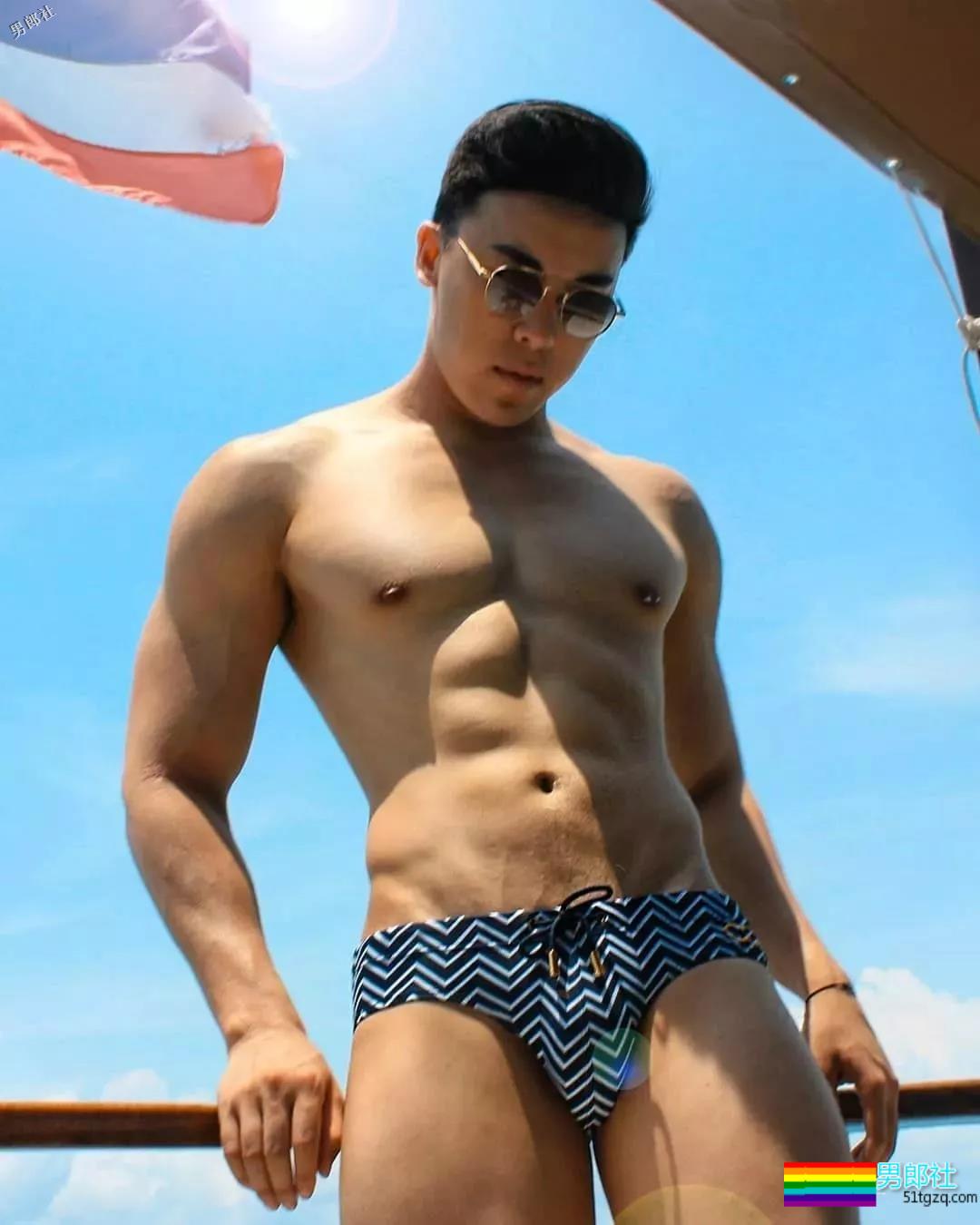 小鲜肉from东南亚，魁梧身材“1”正合适！ - 51虹马