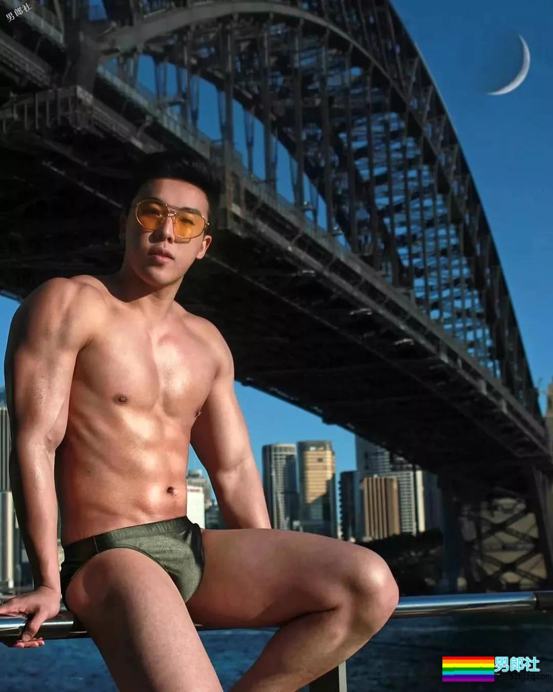 小鲜肉from东南亚，魁梧身材“1”正合适！ - 51虹马