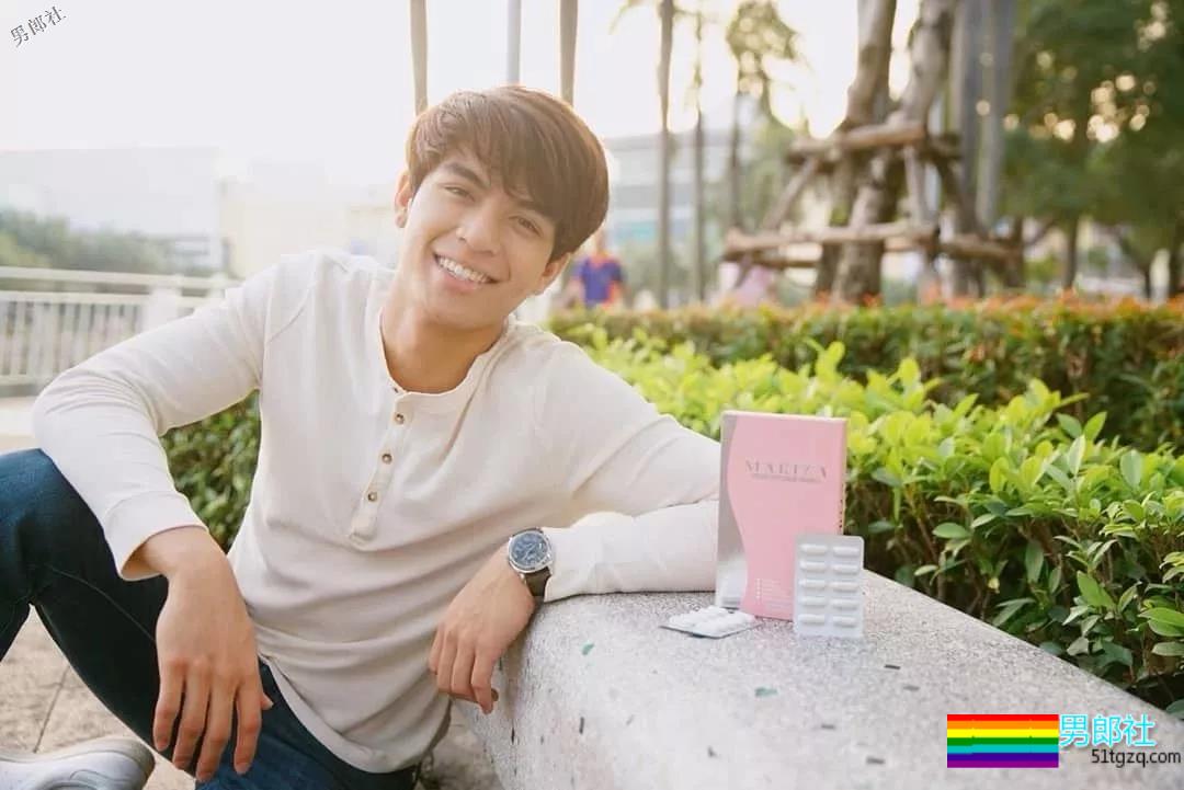 189超帅8块腹肌小奶狗，一身精悍小肌肉，我真的可以~ - 51虹马