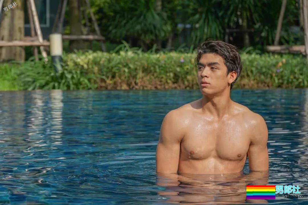 189超帅8块腹肌小奶狗，一身精悍小肌肉，我真的可以~ - 51虹马