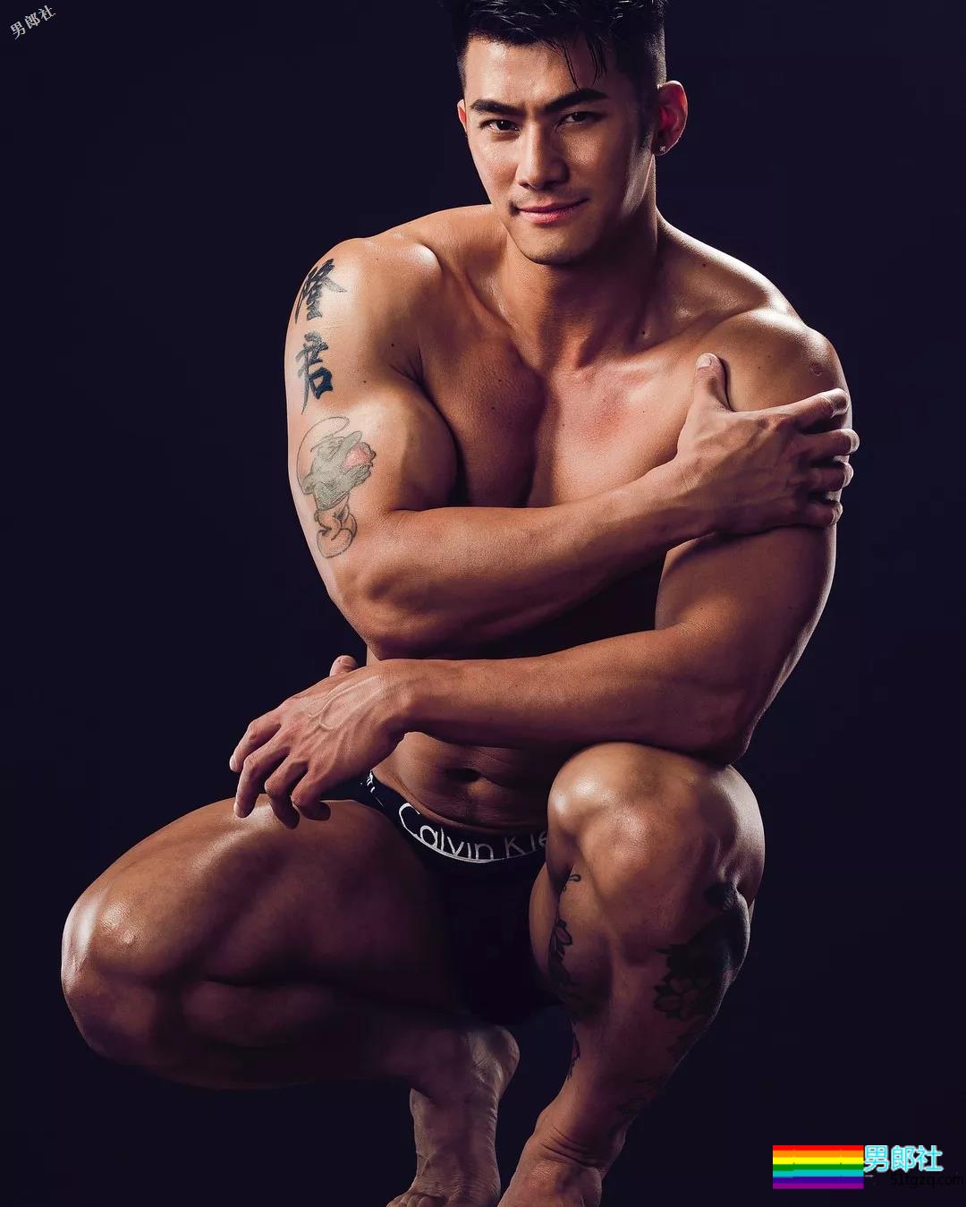 与名媛同游曼谷的天菜大叔难不成是0？网友评价亮了！ - 51虹马