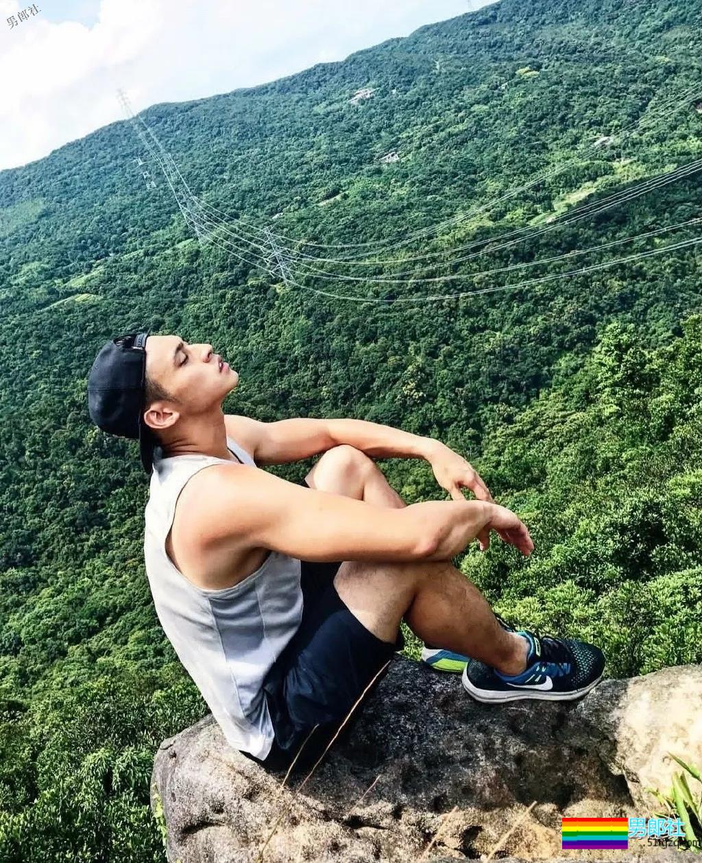 帅气长腿篮球小狼狗,五分钟内给我这个体育生的全部资料! - 51虹马 帅气长腿篮球小狼狗,五分钟内给我这个体育生的全部资料! - 51虹马