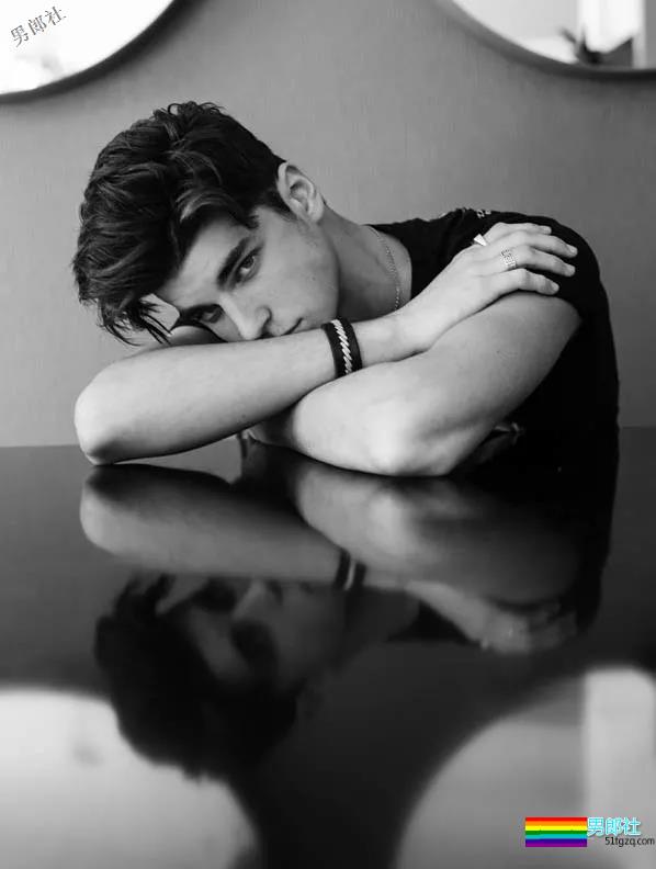 好美的寸头欧美男子！ - 51虹马