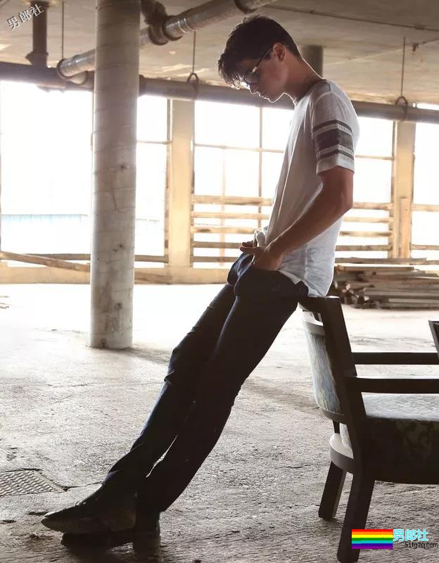 好美的寸头欧美男子！ - 51虹马