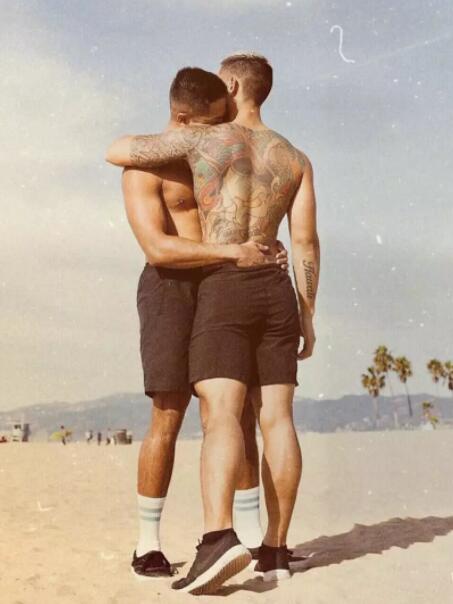 如果BF感染HIV，你们该如何安全相处？-51虹马