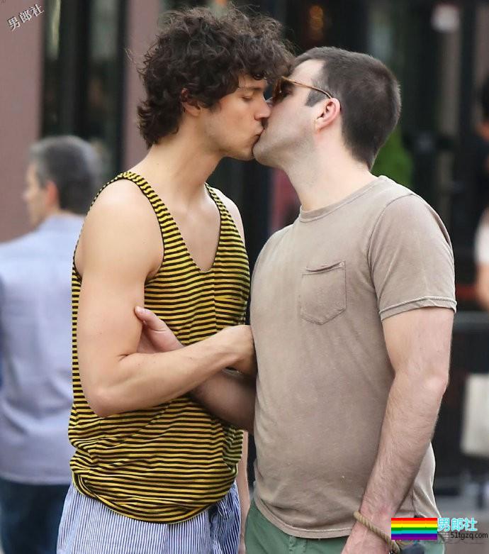 台湾同婚立法：孩子家长栏可能新增“父”（“母”）、“养父”（“养母”） - 51虹马